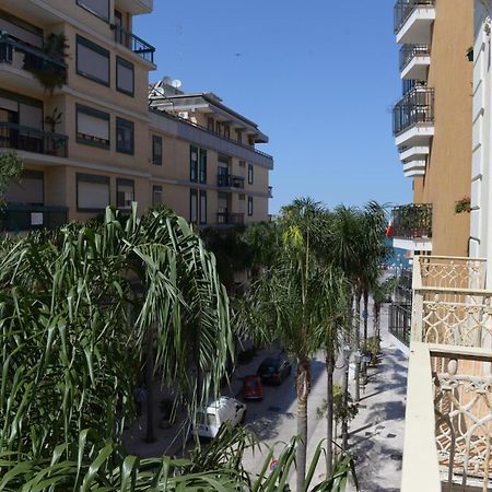Maria Vittoria Charming Rooms And Apartments Brindisi Eksteriør bilde