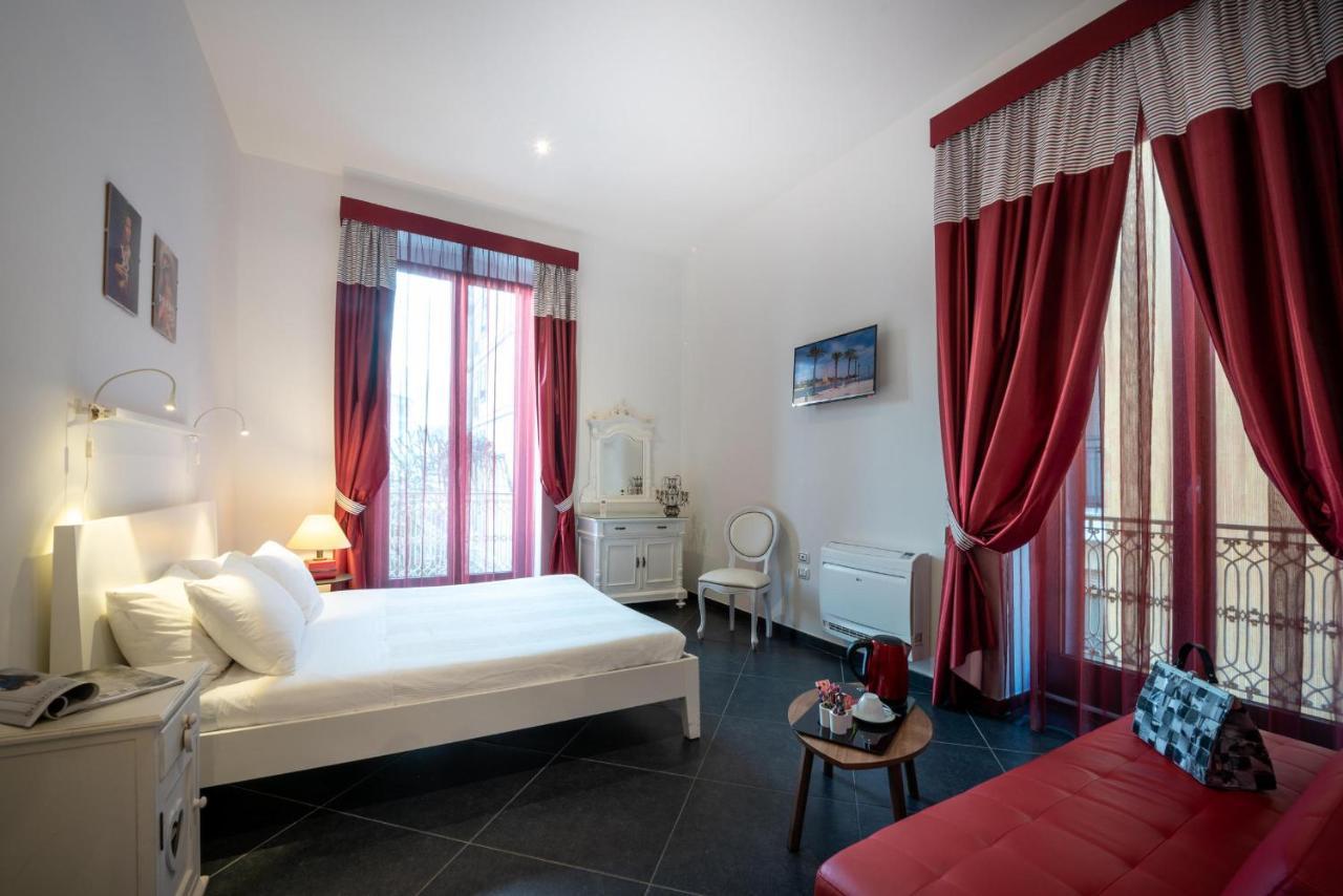 Maria Vittoria Charming Rooms And Apartments Brindisi Eksteriør bilde