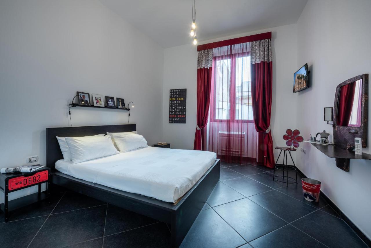 Maria Vittoria Charming Rooms And Apartments Brindisi Eksteriør bilde