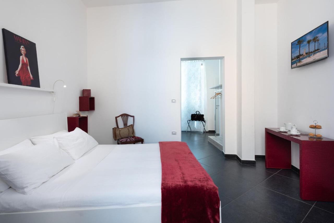 Maria Vittoria Charming Rooms And Apartments Brindisi Eksteriør bilde