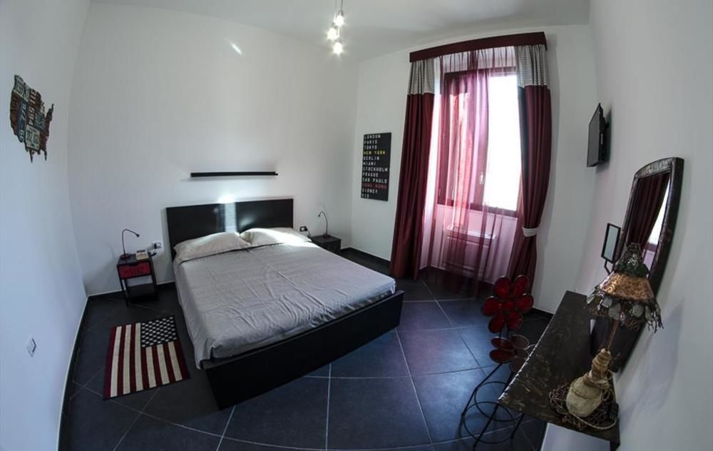 Maria Vittoria Charming Rooms And Apartments Brindisi Eksteriør bilde